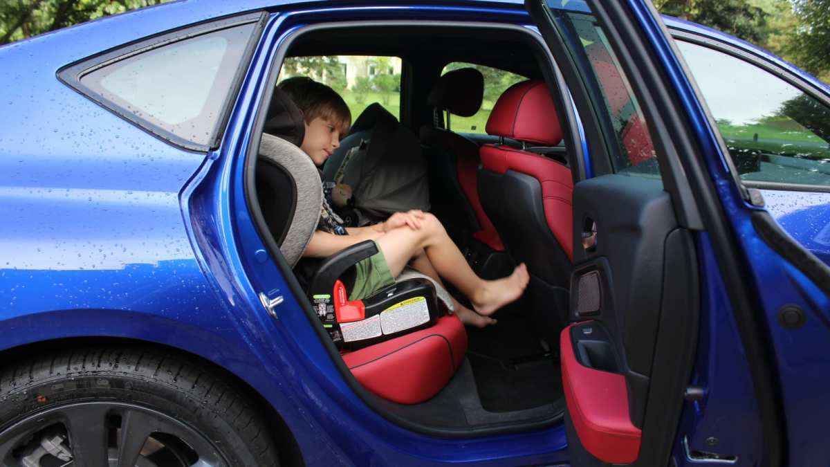 5 قواعد أمان قد يتخلى عنها الآباء في النهاية