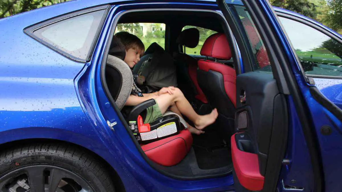 5 قواعد أمان قد يتخلى عنها الآباء في النهاية