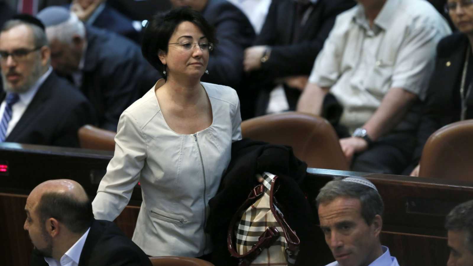 إسرائيل تعتقل النائبة السابقة في الكنيست حنين زعبي