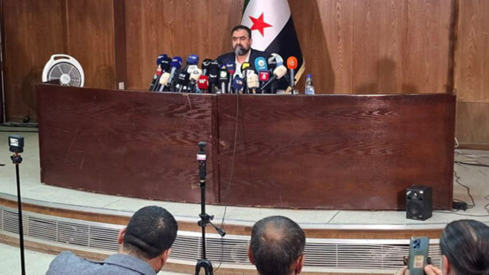 لم تثبت ضدهم أي تهم .. دمشق تطلق سراح ضباط من نظام الأسد