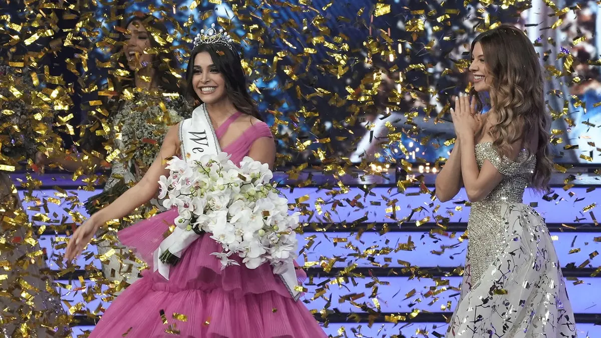 ياسمينا زيتون أول ملكة لجمال لبنان منذ أربع سنوات (صور وفيديو)