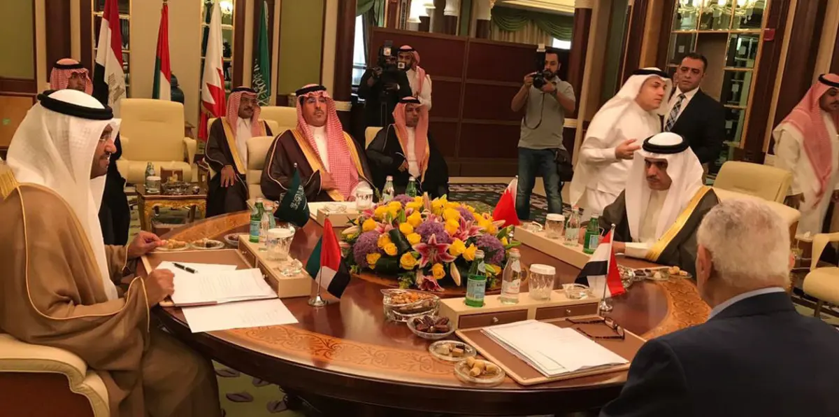 وزراء إعلام الدول المقاطعة لقطر يرفضون تسييس الحج وخطاب الكراهية