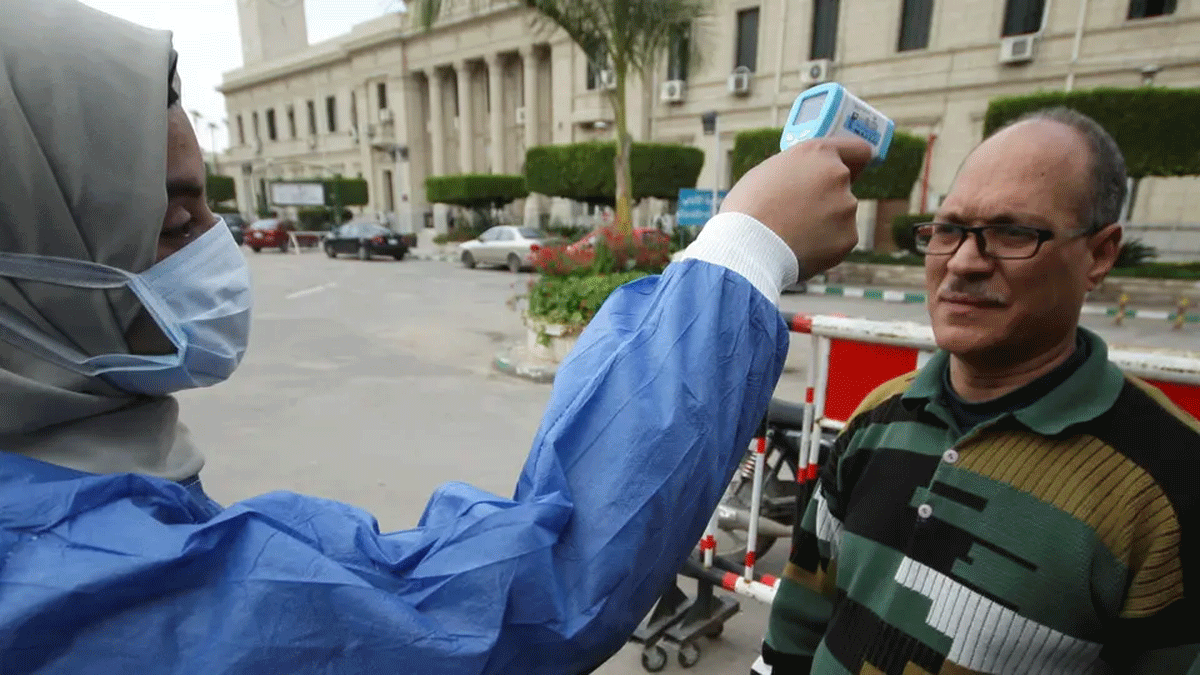 مصر تسجل 110 إصابات جديدة و9 وفيات بفيروس كورونا