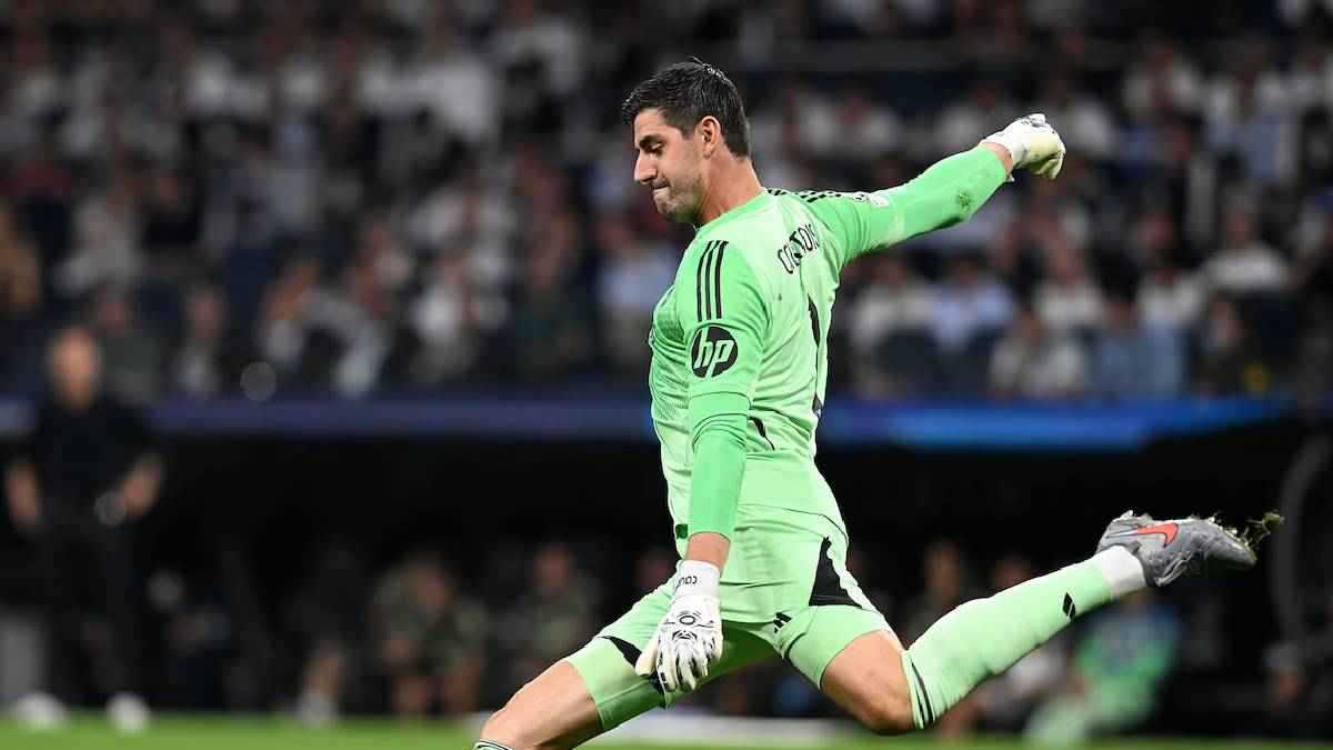 كورتوا يوجه ضربة جديدة لأنشيلوتي: نحن أفضل من العام الماضي