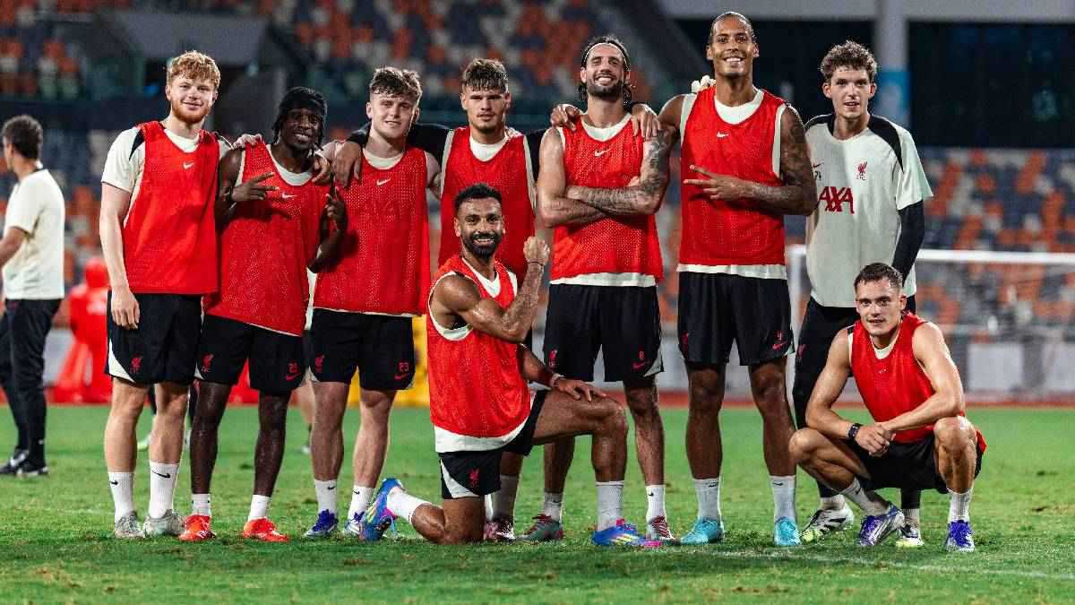 من يمكنه إيقافه.. تشكيل مرعب لـ"ليفربول" في الموسم الجديد