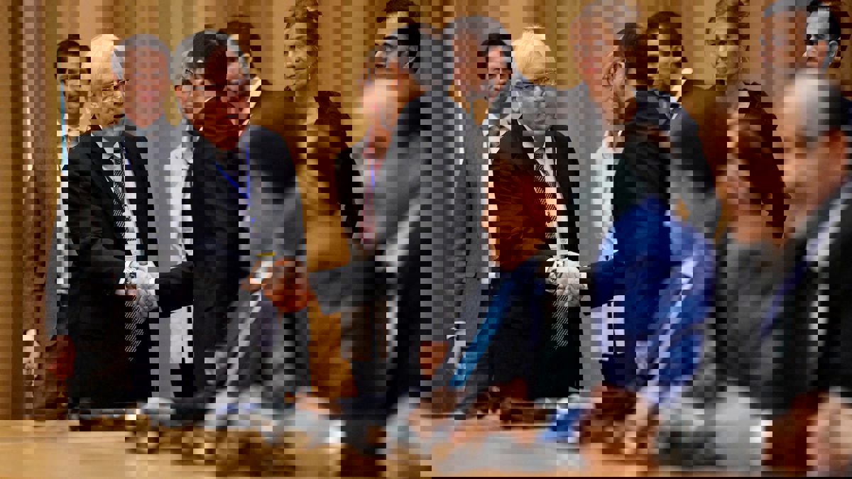 إيران تنفي طلبها المشاركة بالمفاوضات اليمنية في السويد