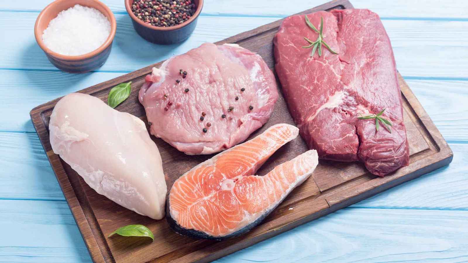 ما هو أكثر أنواع اللحوم الحيوانية غنى بالبروتين؟