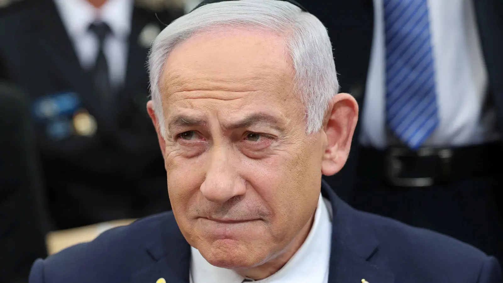 رافعاً شعار "الدفاع عن القدس".. نتنياهو يحذر من امتداد الحرائق (فيديو)