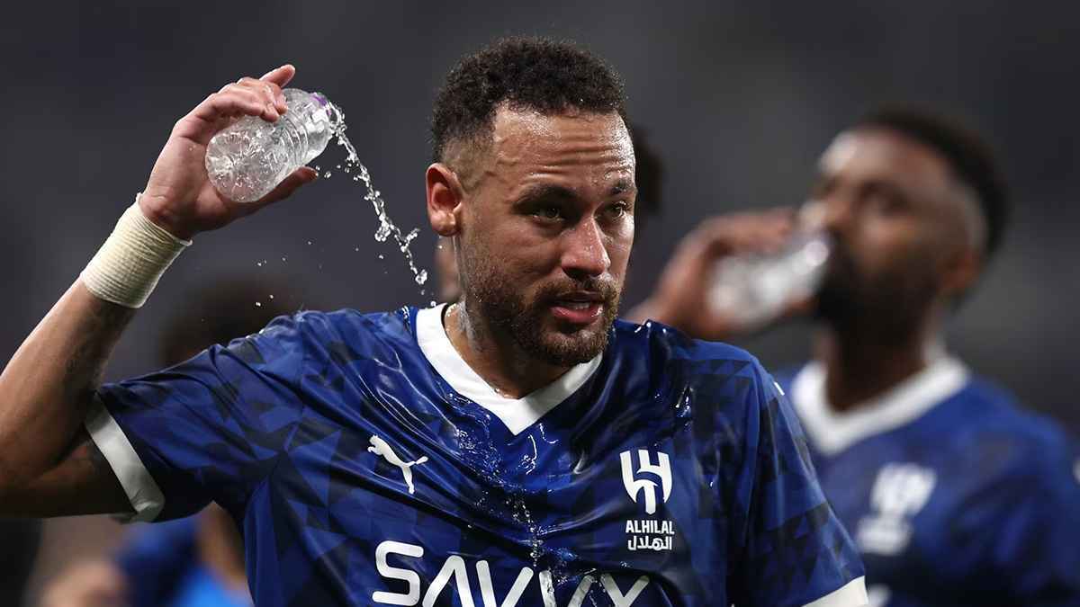 رقم ضخم.. كم مليونا وفرها الهلال السعودي بـ"طرد" نيمار؟