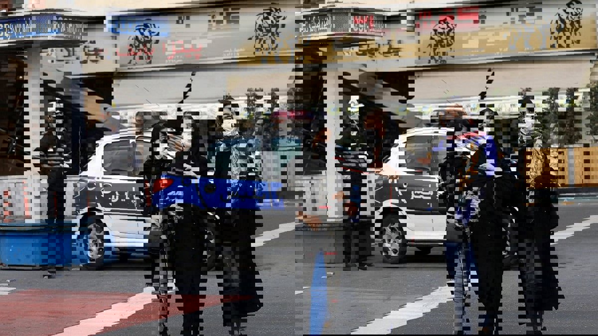 حصيلة وفيات كورونا في إيران تقترب من 6 آلاف