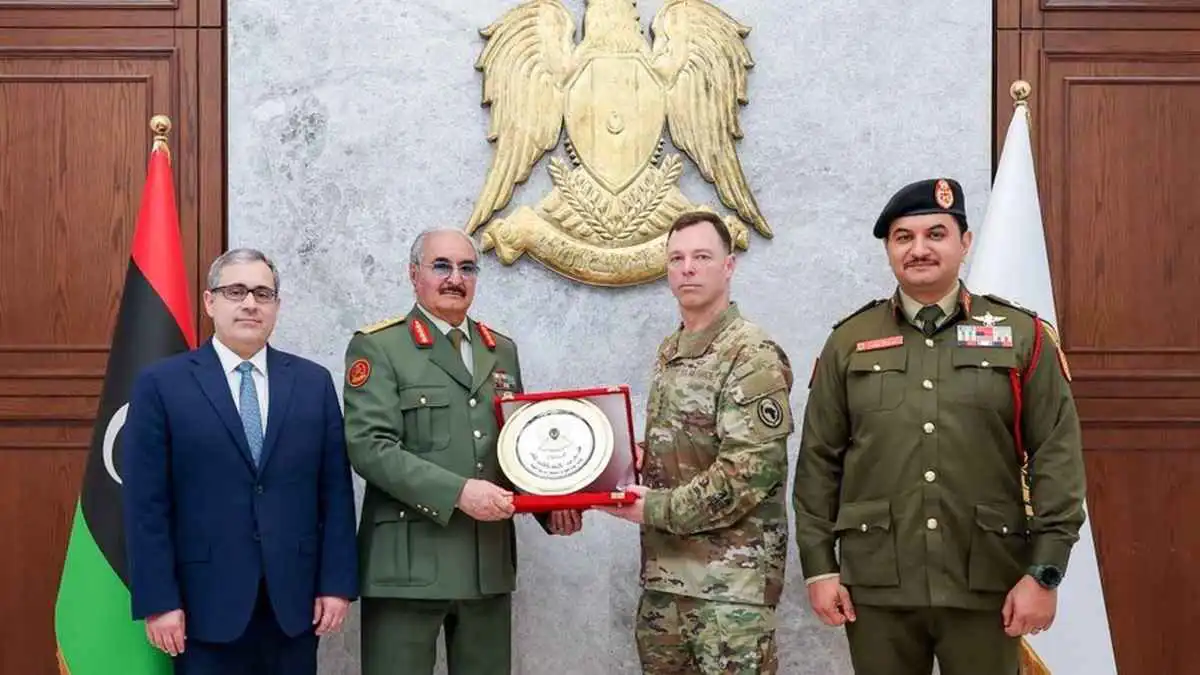 مناورات "فلينتلوك".. واشنطن ترسم خطًا جديدًا لإنهاء انقسام القوات الليبية