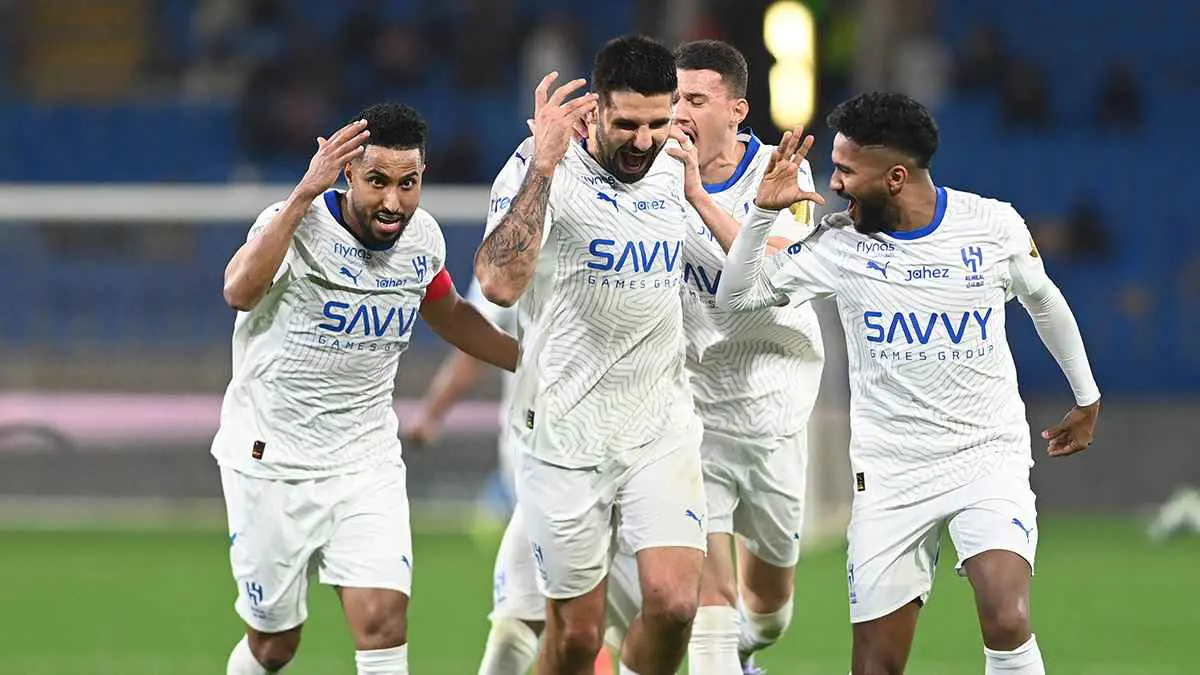 الهلال السعودي يتلقى أنباء سارة قبل مواجهة الخليج