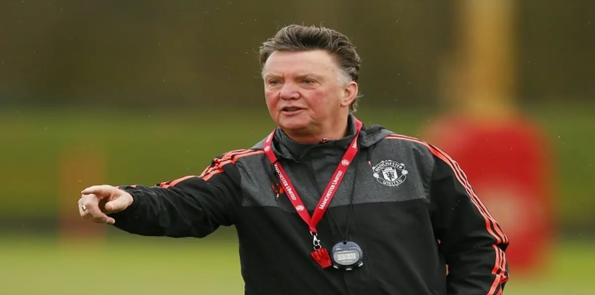 فان غال: مواجهة ليفربول ازدادت أهمية بسبب الصراع الأوروبي