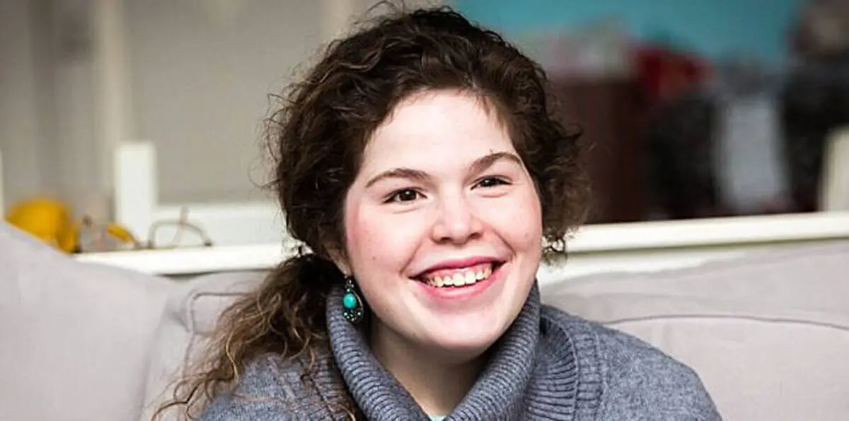 في حالة نادرة.. "زهايمر الأطفال" القاتل يرافق فتاة 22 عامًا دون اكتشافه (صور)