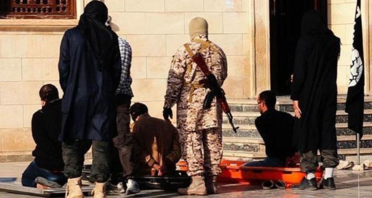 داعش يعدم ثلاثة ليبيين بتهمة ممارسة اللواط