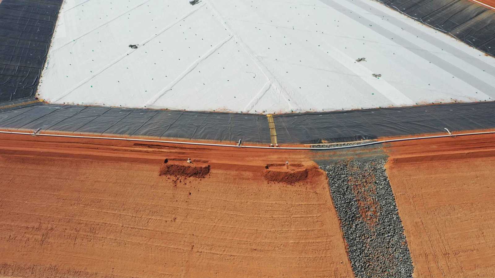 أفلتت من قبضة بكين.. كيف بنت اليابان أول سلاسل توريد نادرة من دون الصين؟