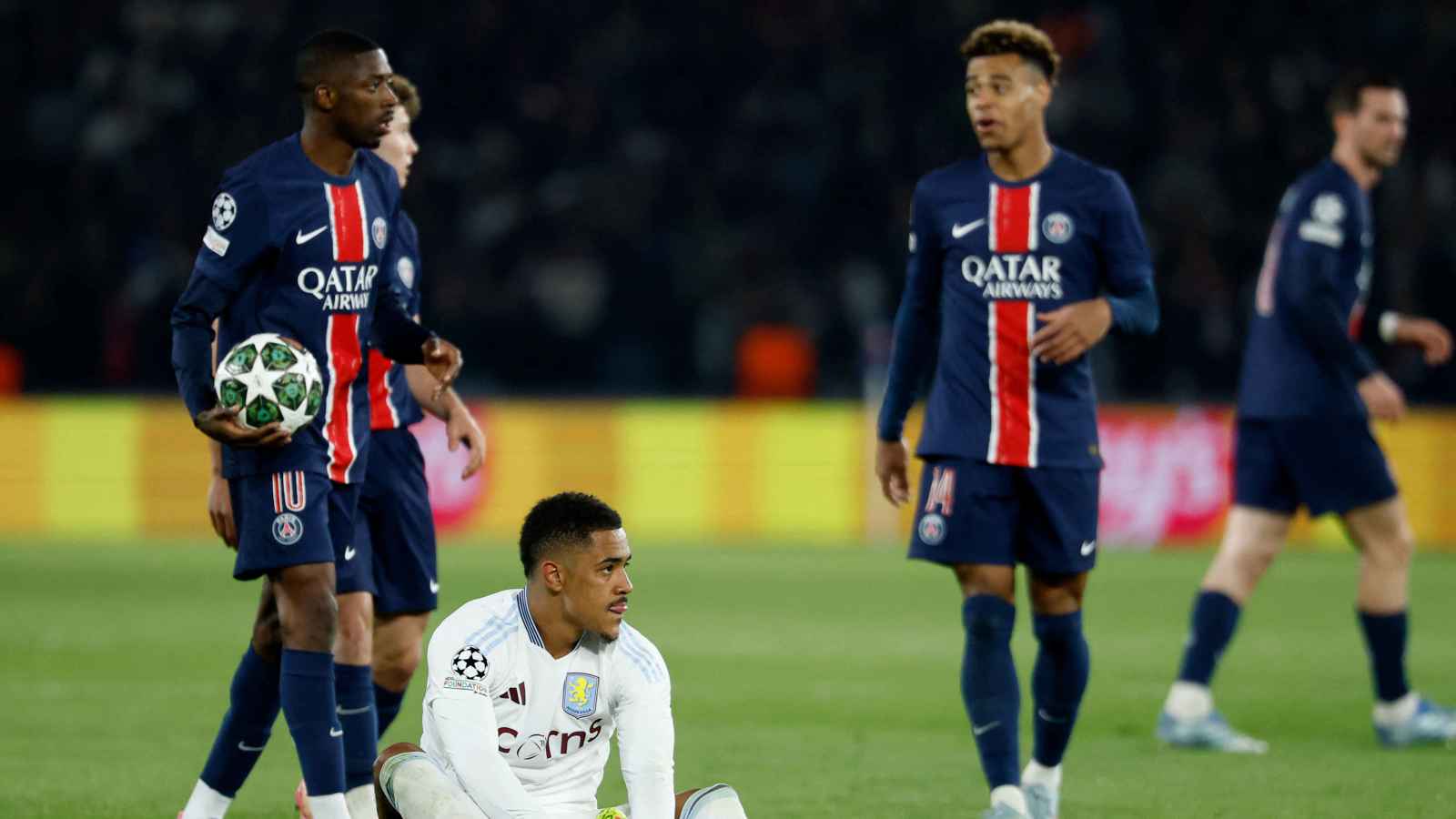 ما حقيقة سرقة إطارات حافلة باريس سان جيرمان في إنجلترا؟ (صور)