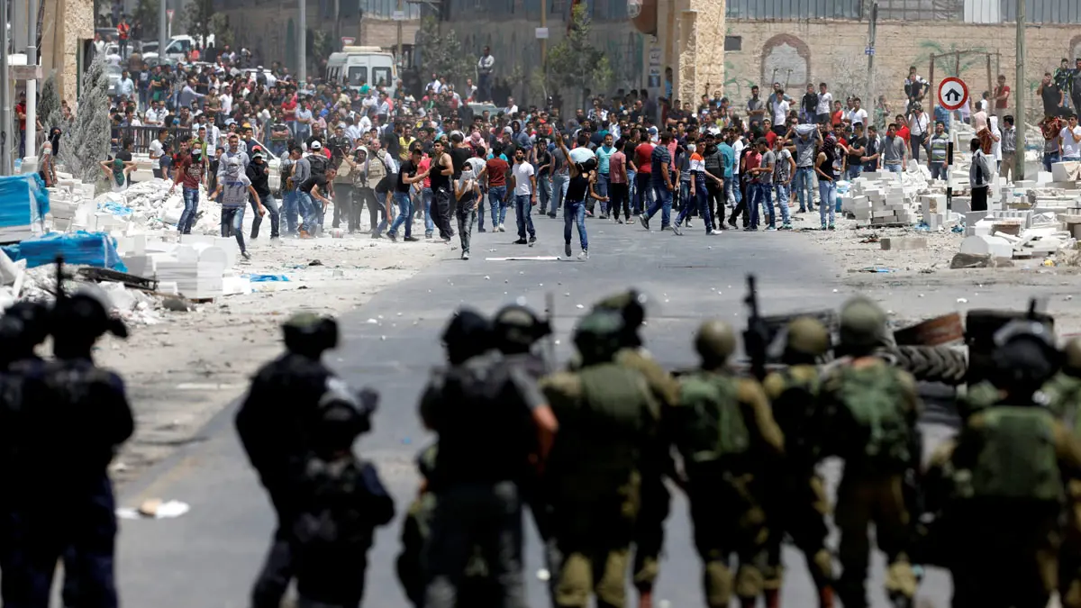 إصابة عشرات الفلسطينيين أثناء تفريق الجيش الإسرائيلي احتجاجات منددة بـ"صفقة القرن" في الضفة الغربية