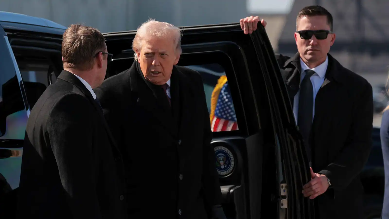 ترامب يهدد إيران بتفجير حقل بارس كاملاً بقوة تدميرية غير مسبوقة