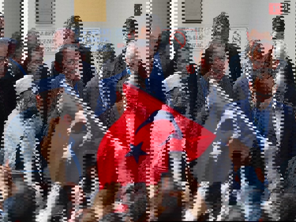 أردوغان على طريق الفوز في جولة الحسم
