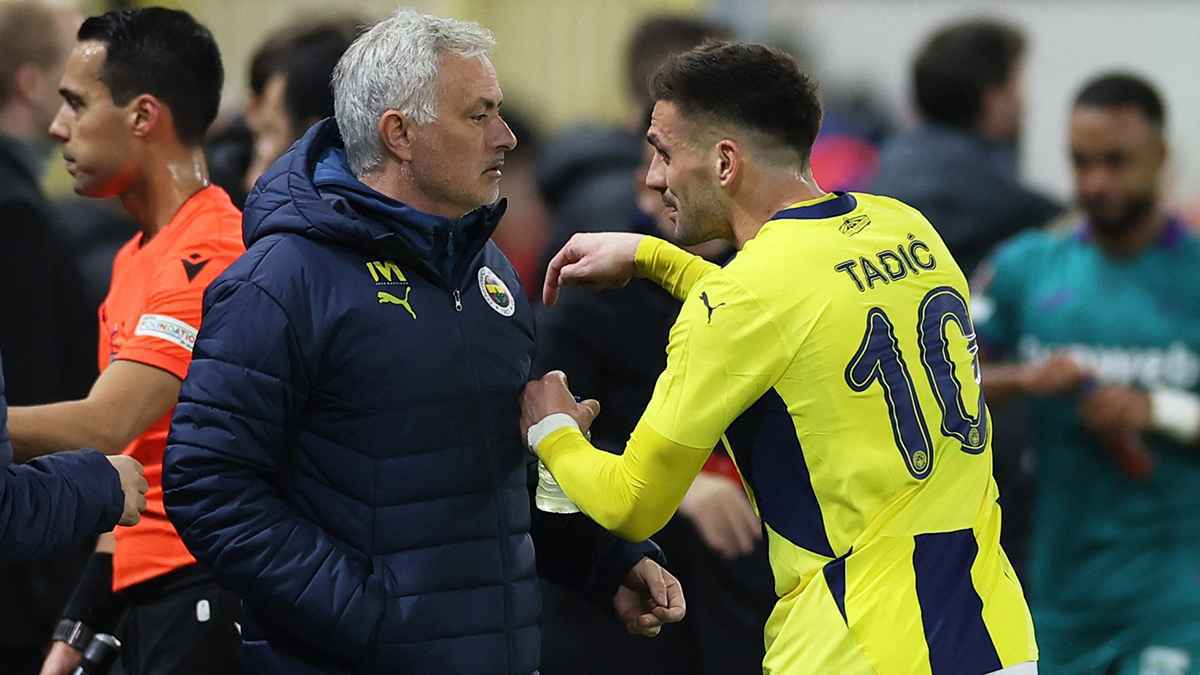 مورينيو ينقض على أبرز أهداف الهلال السعودي في الميركاتو