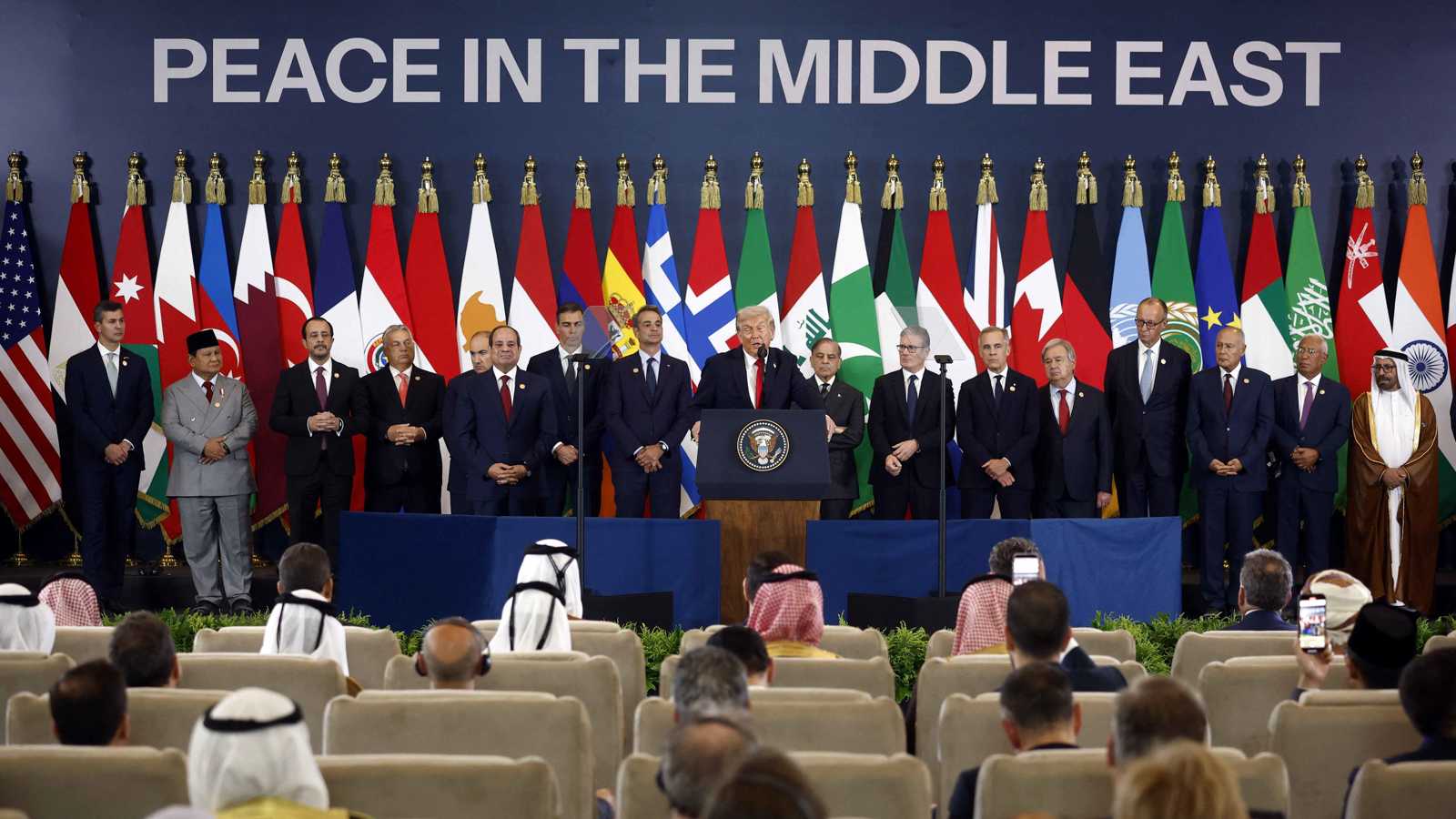 إيران.. قمة شرم الشيخ تفتح سجالا سياسيا بين الإصلاحيين والمحافظين