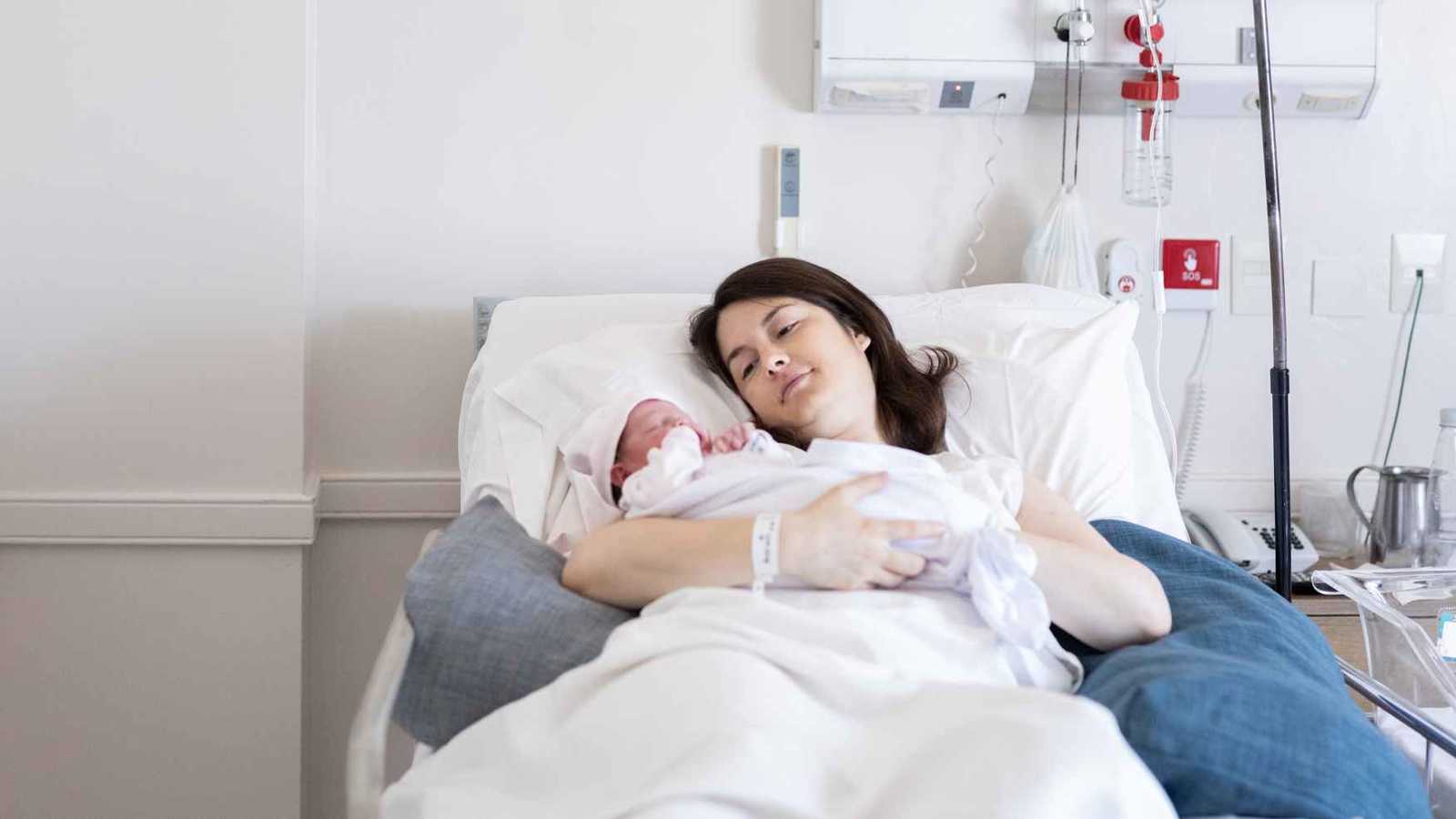 الولادة القيصرية.. مصر تتصدّر النسب العالمية وتحركات رسمية عاجلة