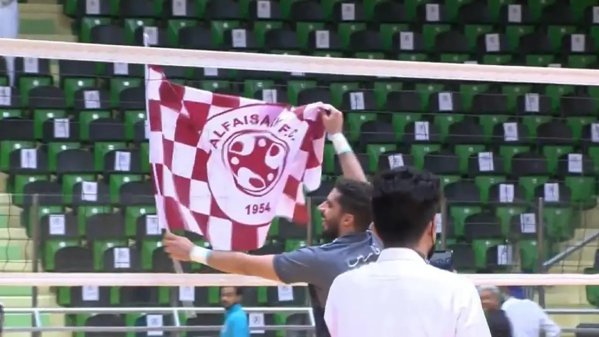 توابع "أحداث غرز علم الفيصلي".. إيقاف أسامة الزهراني لاعب الهلال ولا عقوبات على فارس العتيبي