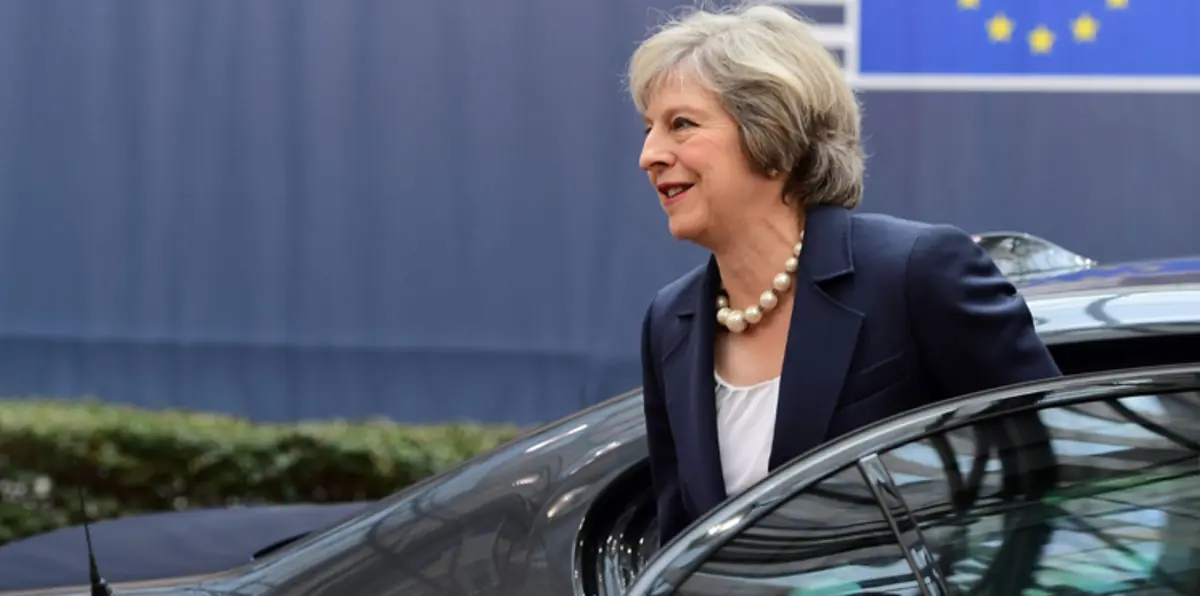 الحكومة البريطانية تسعى لانتزاع موافقة البرلمان على المشاركة في "ضرب الأسد"