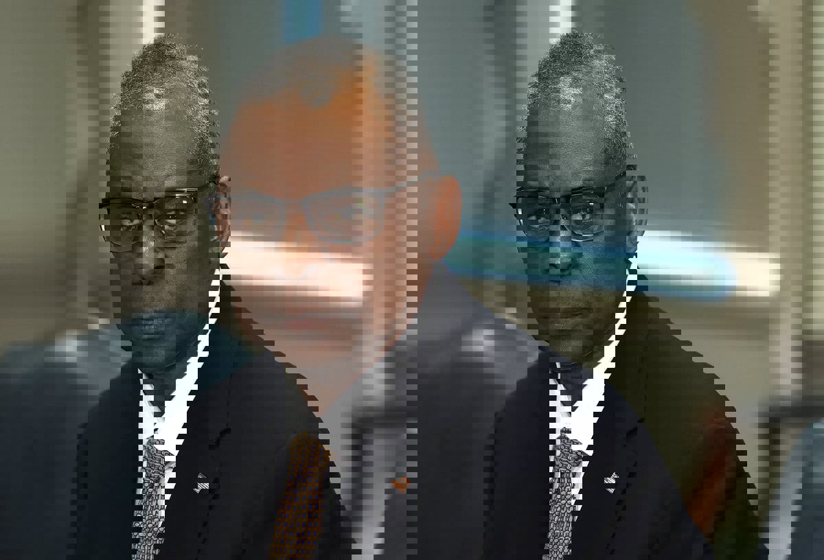 فوضى الميزانية تهدد الإنفاق الدفاعي الأمريكي