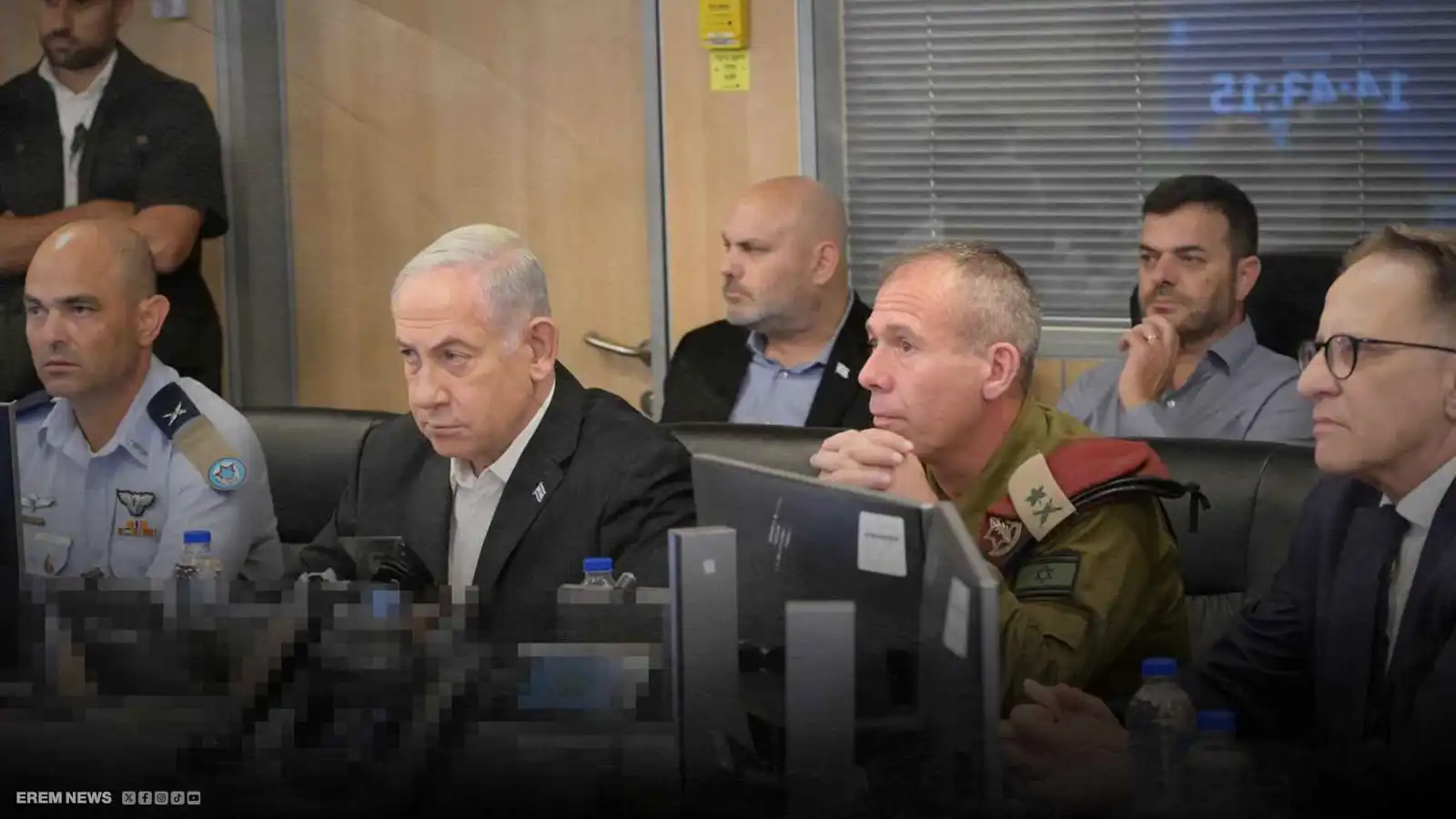 "وول ستريت جورنال": نتنياهو بلا منافس على السلطة وسط "العاصفة الأمنية"