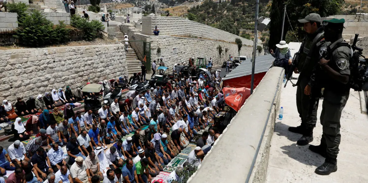 الإعلام الإسرائيلي يحذّر من موجة عنف جديدة نتيجة ضعف إدارة ملف الحرم القدسي