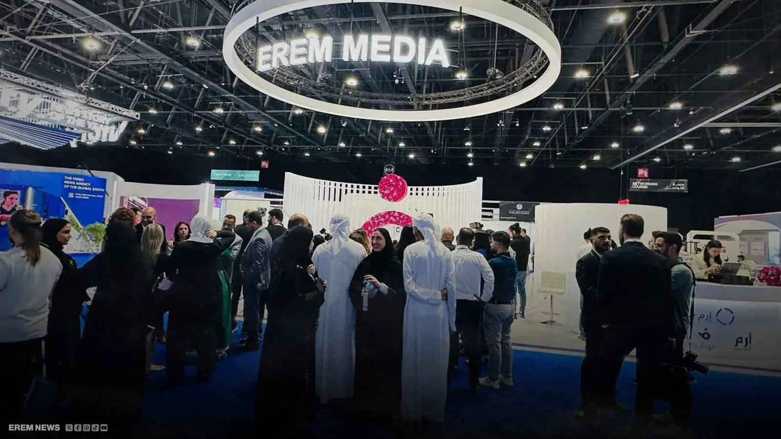 خطوة لتمكين المواهب الشابة.. مواقع ومنصات عربية تتحدث عن مبادرة" كرسي إرم"