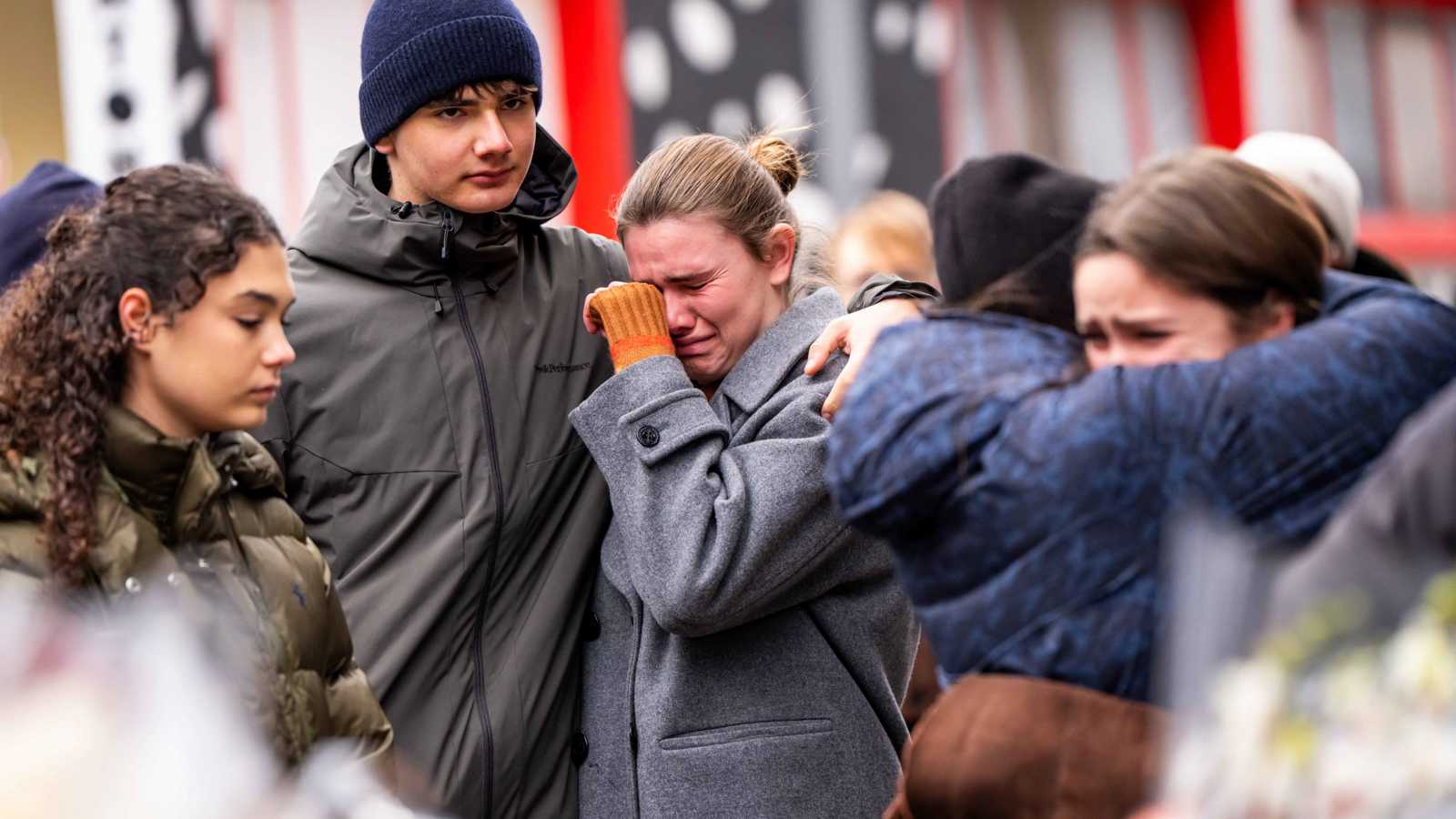 مسؤولون سويسريون يحددون سبب حريق "كران مونتانا" الكارثي