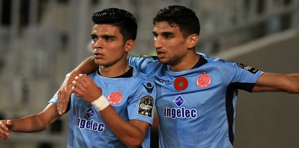 4 أسباب تفسد رحيل "أشرف بن شرقي" إلى الأهلي المصري