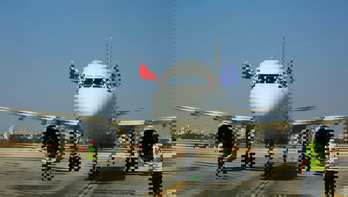 هبوط أول رحلة جوية تجارية بين البحرين وإسرائيل في مطار تل أبيب