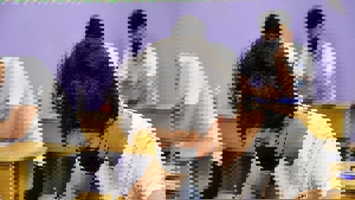 تسريب أسئلة الامتحان يثير غضبا في العراق.. والكاظمي يأمر بالتحقيق