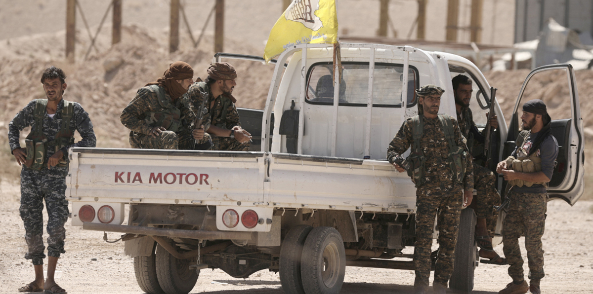 "سوريا الديمقراطية" تتهم روسيا بقصف مواقعها في دير الزور