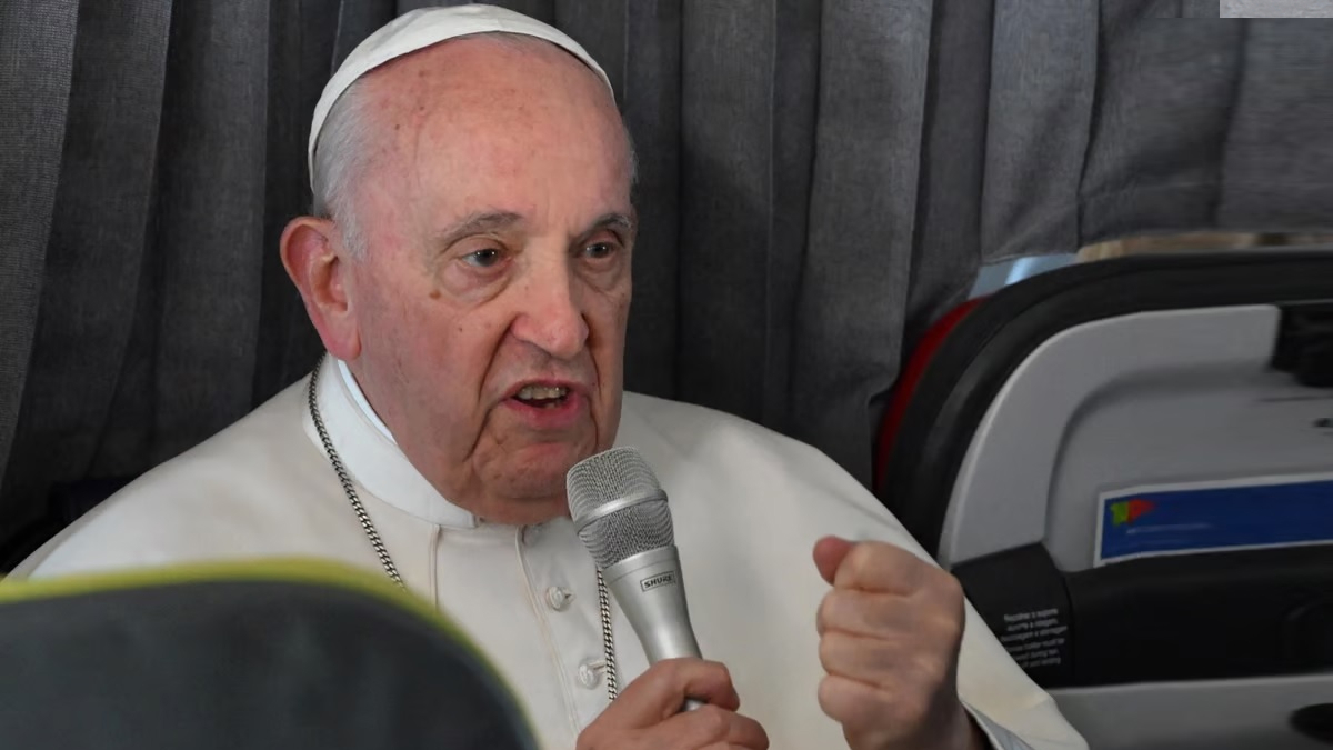 البابا فرنسيس: البحر المتوسط "مقبرة" للمهاجرين