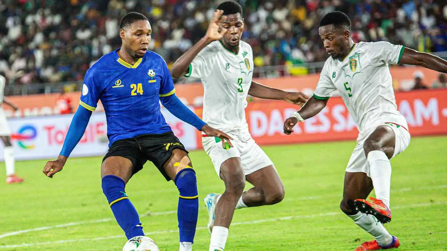 الاتحاد الليبي يحرم الترجي التونسي من حسم صفقة نجم منتخب تنزانيا