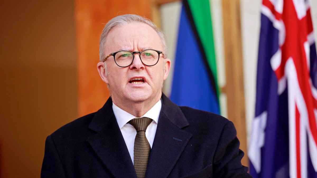 "أتعامل مع الناس بدبلوماسية".. ألبانيزي يرد على هجوم نتنياهو