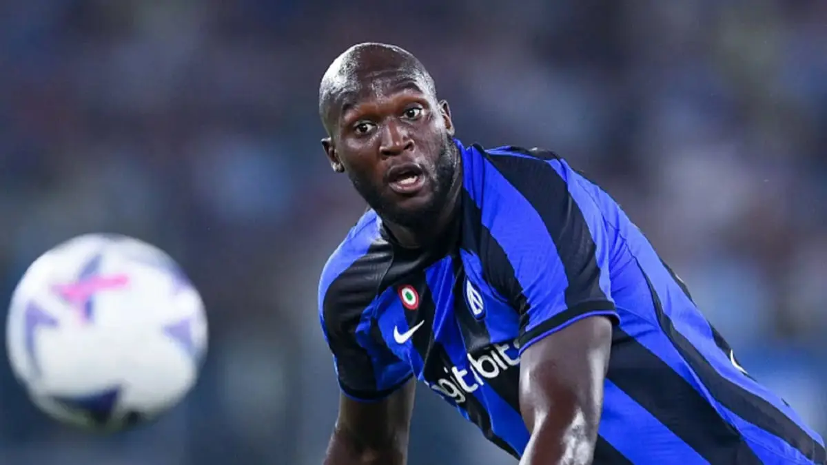 رسميا.. غياب لوكاكو عن مباراة ميلان وإنتر ميلان في الدوري الإيطالي