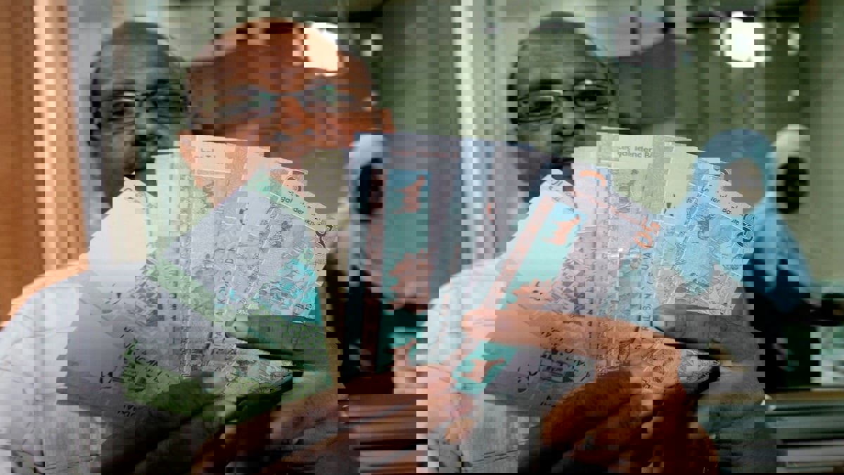 تداول الدولار في النظام المصرفي يمهد لخفض ديون السودان‎