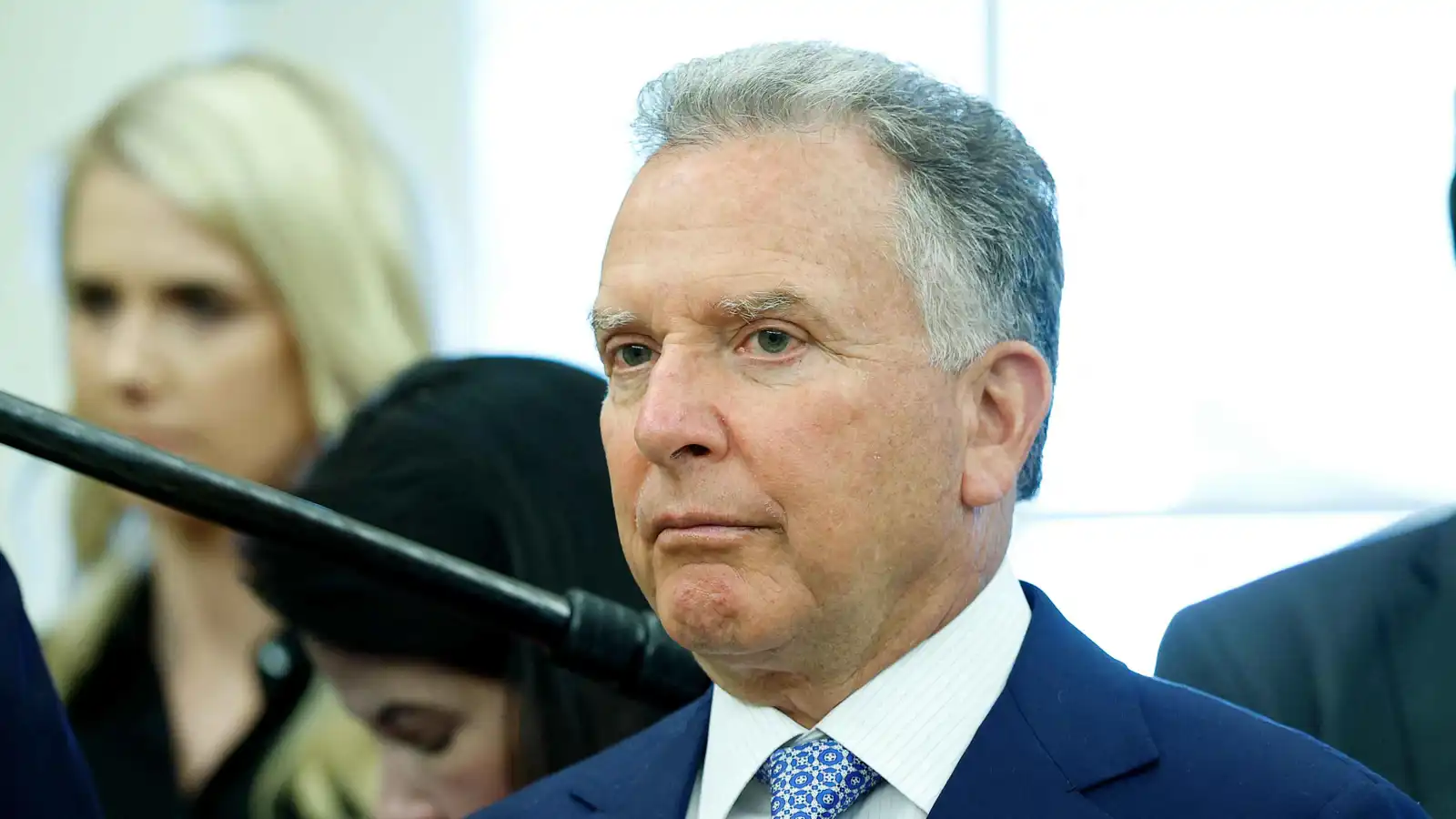 ويتكوف في قلب الكرملين.. ماذا يحمل مبعوث ترامب بزيارة "الفرصة الأخيرة"؟