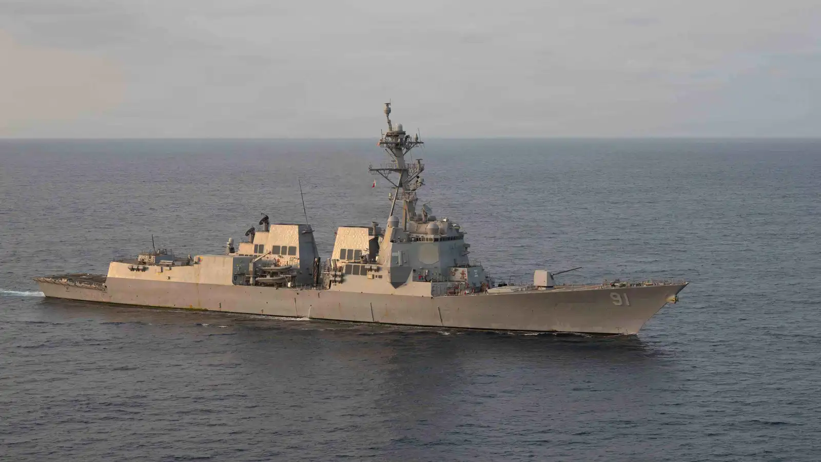 مسؤول إسرائيلي: الإبقاء على حصار مضيق هرمز خيارنا المفضل