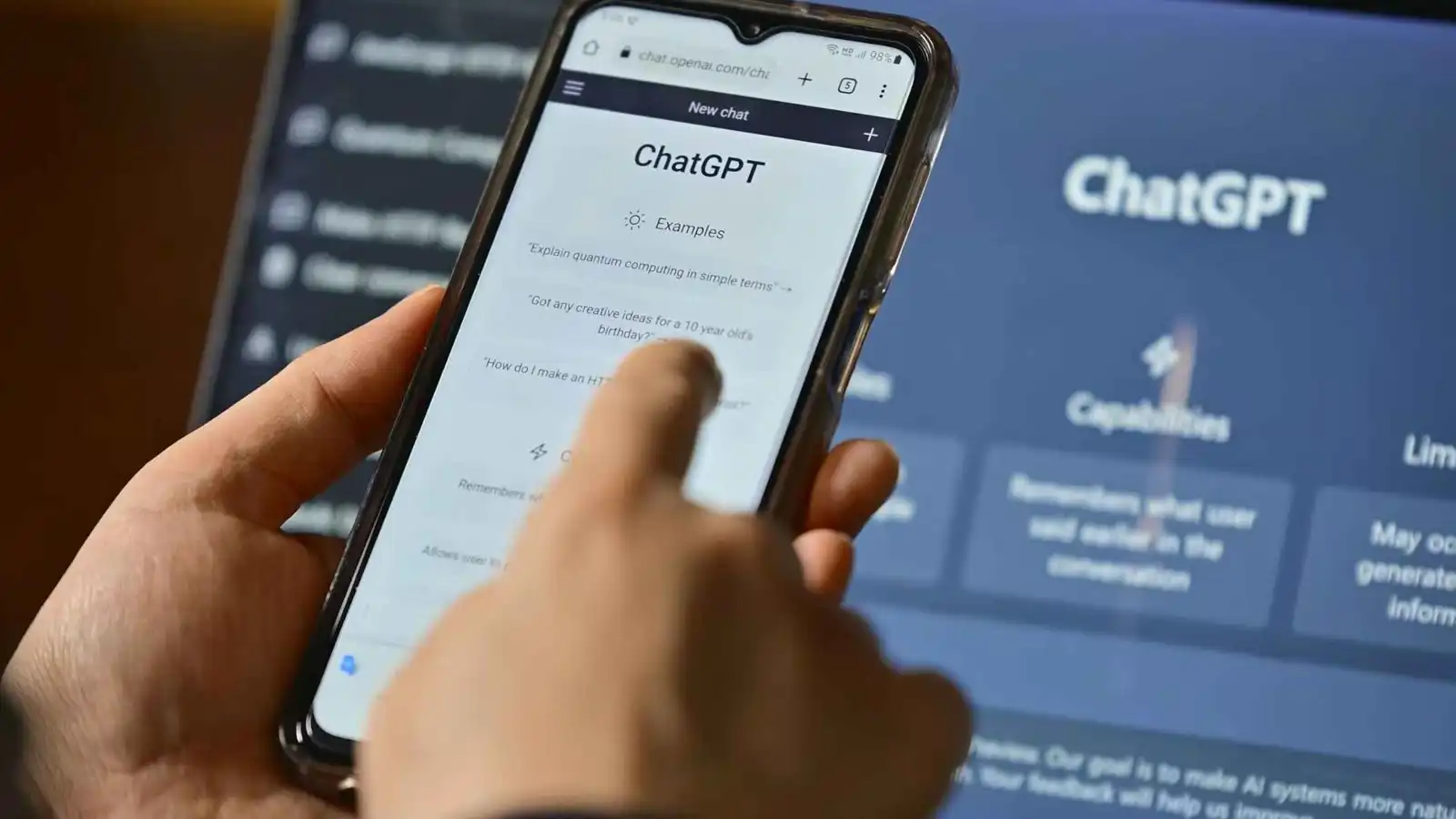 لتنظيم المحادثات والتحكم بها.. ChatGPT يحصل على تحديث كبير