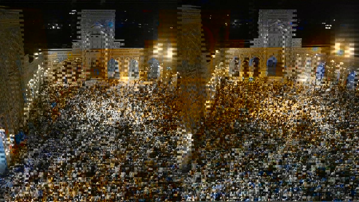 بعد سجال بين الوزارة والنقابة.. صلاة التهجد تثير جدلا واسعا في تونس