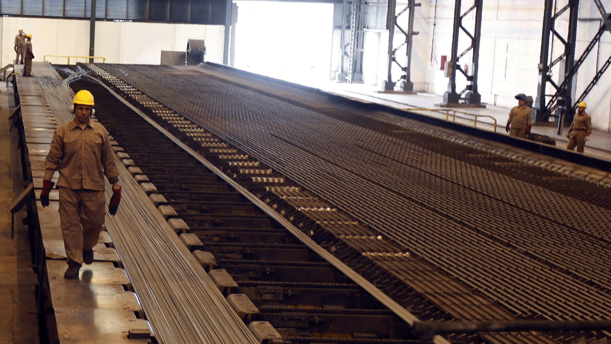 مصر تخفض سعر الغاز الطبيعي المستخدم للمصانع