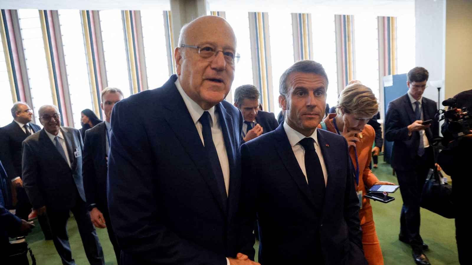 صحيفة: مصالح فرنسا في لبنان سر "تحول" موقف ماكرون من إسرائيل