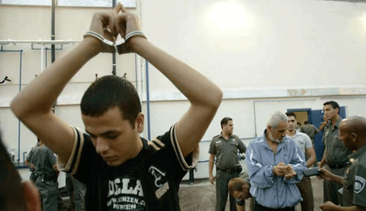 إسرائيل تصعد من إجراءاتها ضد الأسرى الفلسطينيين